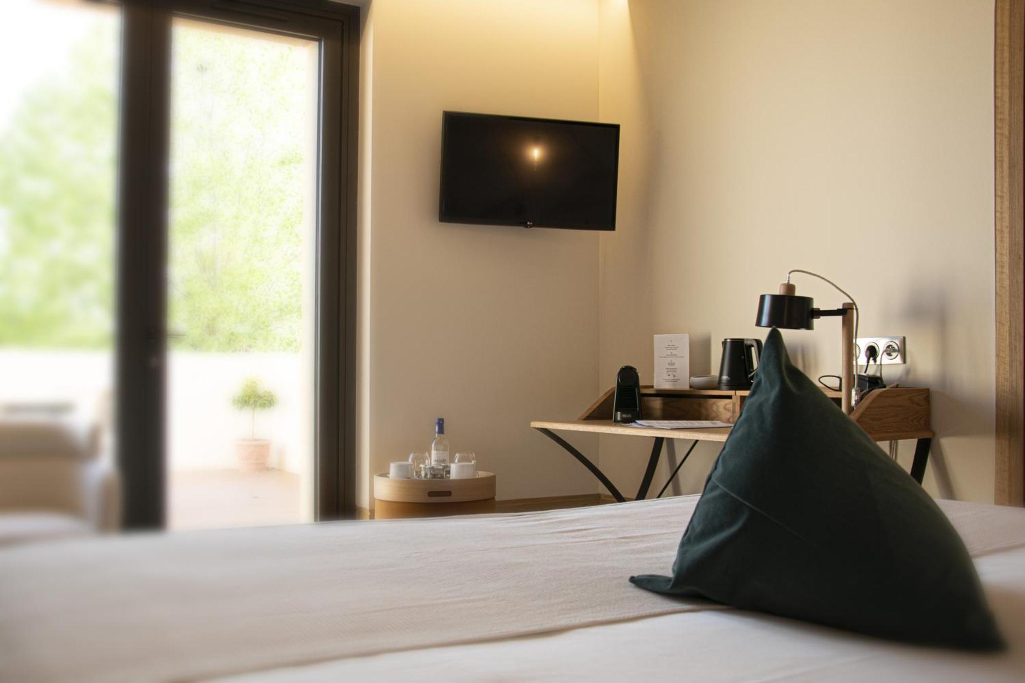 Aux Ducs De Sienne Hotell Montagne  Eksteriør bilde